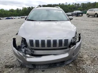 2019 Jeep Cherokee Latitude with VIN 1C4PJLCB5KD419709, listed as a Copart auction lot 54507344 with 97,659 mi miles and Salvage Title. Bid and sale history available at carsss.com. Image 5.