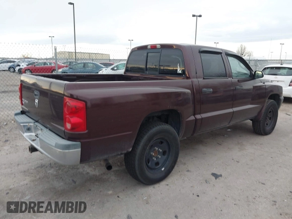 2005 Dodge Dakota SLT with VIN 1D7HW48N95S298672, listed as a IAAI auction lot 41765025 with 291,447 mi miles. Bid and sale history available at carsss.com. Image 4.