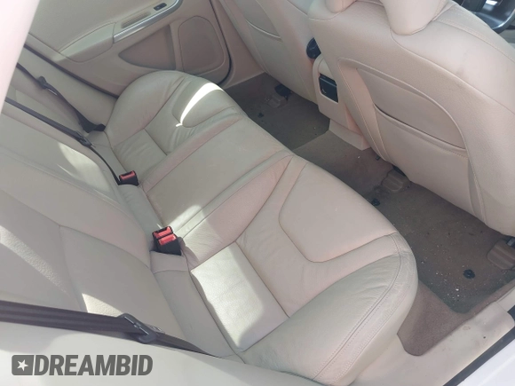 2012 Volvo S60 T5 с VIN YV1622FS5C2119061, выставлен на аукционе IAAI как лот 42167871 с пробегом 133 727 миль миль и . История ставок и продаж доступна на DreamBid. Изображение 8.