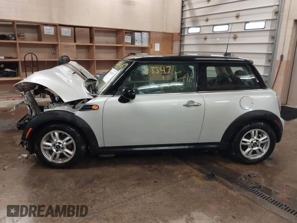 2012 MINI Hardtop with VIN WMWSU3C56CT259100, listed as a IAAI auction lot 41483347 with 83,068 mi miles and . Bid and sale history available at DreamBid. Image 14.