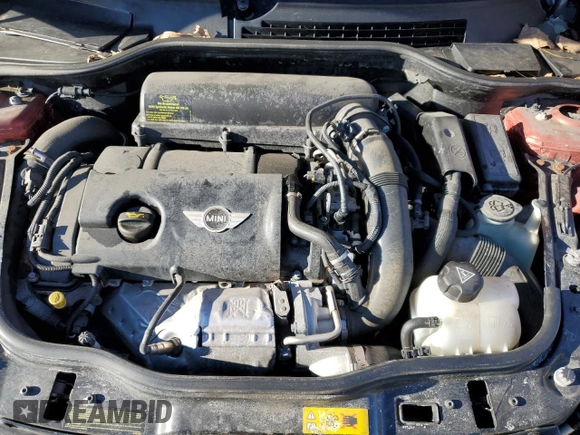 2015 MINI Convertible S z VIN WMWZP3C52FT708282, wystawiony jako Copart lot #42491815 z przebiegiem 31 586 mil mil oraz Szkoda całkowita • Salvage title. Historia ofert i sprzedaży dostępna na DreamBid. Obrazek 11.