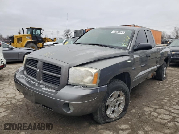 2006 Dodge Dakota SLT with VIN 1D7HE42K96S694927, listed as a Copart auction lot 47927285 with Not Provided miles and Salvage Title. Bid and sale history available at carsss.com. Image 1.