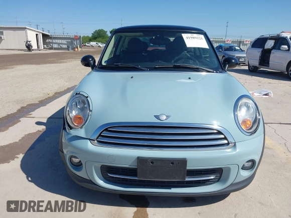 2013 MINI Hardtop with VIN WMWSU3C57DT690398, listed as a IAAI auction lot 41989221 with 112,954 mi miles and . Bid and sale history available at DreamBid. Image 12.