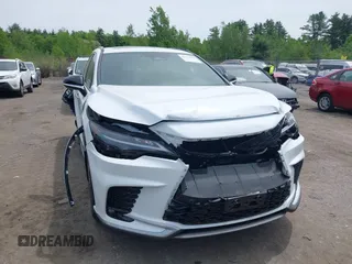 2025 Lexus RX 350 с VIN 2T2BAMCA4SC098441, выставлен на аукционе IAAI как лот 42324318 с пробегом 4 287 миль миль и . История ставок и продаж доступна на DreamBid. Изображение 12.