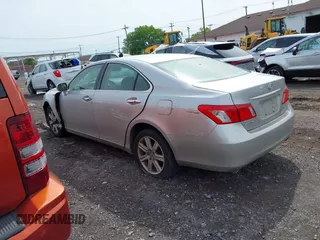 2008 Lexus ES 330 z VIN JTHBJ46G982258839, wystawiony jako IAAI lot #42355889 z przebiegiem Nie podano mil oraz . Historia ofert i sprzedaży dostępna na DreamBid. Obrazek 3.