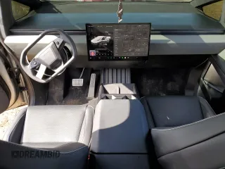 2024 Tesla Cybertruck with VIN 7G2CEHED3RA023774, listed as a Copart auction lot 50567515 with 4,655 mi miles and Clean Title. Bid and sale history available at carsss.com. Image 8.