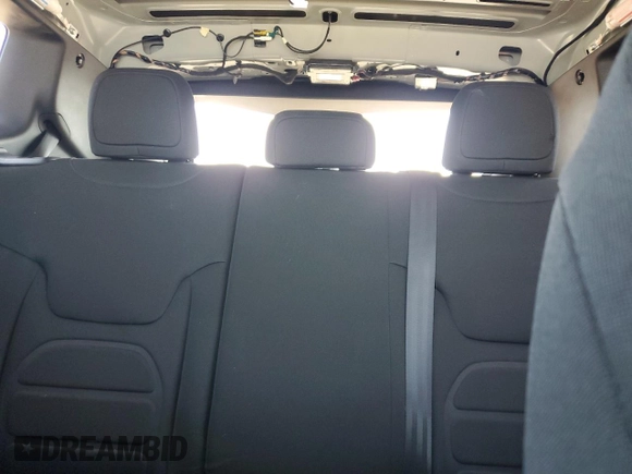 2018 Jeep Renegade Latitude with VIN ZACCJBBB7JPG88689, listed as a Copart auction lot 62062715 with 46,702 mi miles and Salvage title. Bid and sale history available at DreamBid. Image 10.
