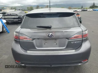 2013 Lexus CT 200h z VIN JTHKD5BH1D2169238, wystawiony jako Copart lot #53720135 z przebiegiem 138 029 mil mil oraz Szkody całkowita. Historia ofert i sprzedaży dostępna na DreamBid. Obrazek 6.