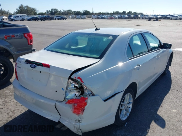 2012 Ford Fusion S with VIN 3FAHP0GA7CR364584, listed as a IAAI auction lot 41664045 with 185,895 mi miles. Bid and sale history available at carsss.com. Image 4.