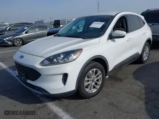 2020 Ford Escape SE with VIN 1FMCU9G62LUB72944, listed as a IAAI auction lot 41148835 with 90,705 mi miles. Bid and sale history available at carsss.com. Image 2.
