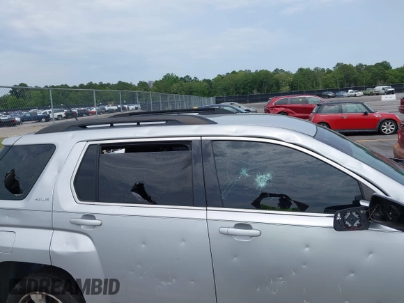 2017 GMC Terrain SLE z VIN 2GKFLNE33H6185704, wystawiony jako IAAI lot #42286447 z przebiegiem 144 174 mil mil oraz . Historia ofert i sprzedaży dostępna na DreamBid. Obrazek 17.