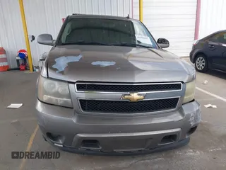 2007 Chevrolet Tahoe LS with VIN 1GNFC13C97R278535, listed as a IAAI auction lot 42008667 with 175,671 mi miles and . Bid and sale history available at DreamBid. Image 12.