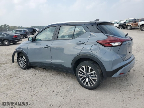 2023 Nissan Kicks SV with VIN 3N1CP5CV8PL471925, listed as a Copart auction lot 49339785 with 19,490 mi miles and Salvage Title. Bid and sale history available at carsss.com. Image 2.