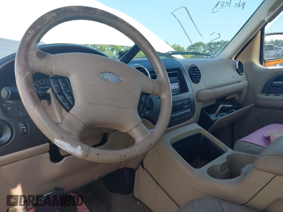 2003 Ford Expedition Eddie Bauer with VIN 1FMFU18L73LA59046, listed as a IAAI auction lot 42588635 with 225,068 mi miles and . Bid and sale history available at DreamBid. Image 5.