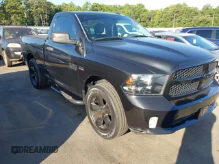 2018 Ram 1500 Tradesman z VIN 3C6JR6AT5JG118328, wystawiony jako IAAI lot #42750902 z przebiegiem 74 491 mil mil oraz . Historia ofert i sprzedaży dostępna na DreamBid. Obrazek 1.
