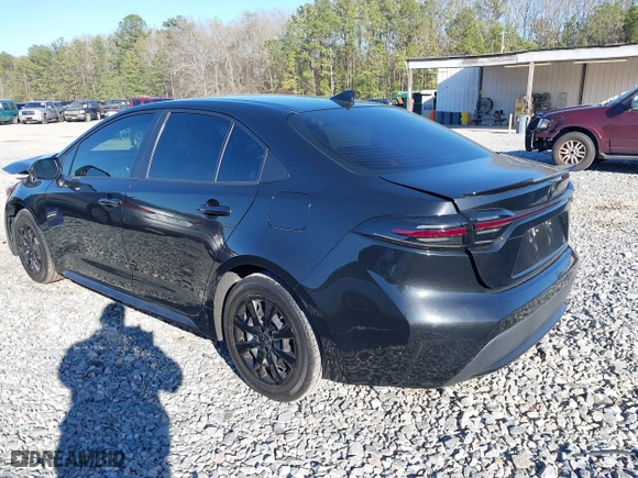 2022 Toyota Corolla LE with VIN JTDEPMAE1NJ223751, listed as a IAAI auction lot 41595977 with 66,313 mi miles. Bid and sale history available at carsss.com. Image 3.