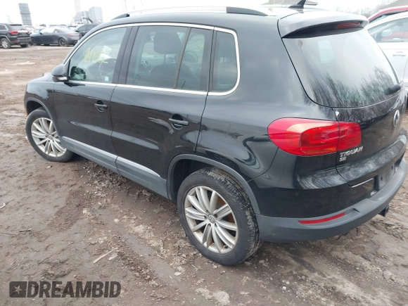 2016 Volkswagen Tiguan S with VIN WVGBV7AXXGW581315, listed as a IAAI auction lot 41495812 with 180,061 mi miles and . Bid and sale history available at DreamBid. Image 3.