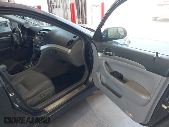 2007 Acura TSX with VIN JH4CL96847C008602, listed as a IAAI auction lot 42824401 with 165,073 mi miles and . Bid and sale history available at DreamBid. Image 5.