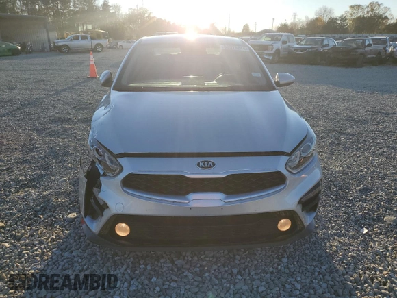2021 Kia Forte LXS z VIN 3KPF24AD9ME352097, wystawiony jako Copart lot #80900344 z przebiegiem 95 263 mil mil oraz Szkoda całkowita • Salvage title. Historia ofert i sprzedaży dostępna na DreamBid. Obrazek 5.