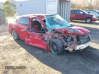 2015 Honda Civic Si z VIN 2HGFB6E50FH700571, wystawiony jako IAAI lot #41027716 z przebiegiem Nie podano mil oraz . Historia ofert i sprzedaży dostępna na DreamBid. Obrazek 1.