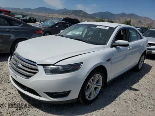 2016 Ford Taurus SEL with VIN 1FAHP2H82GG150414, listed as a Copart auction lot 62167385 with 164,041 mi miles and Salvage title. Bid and sale history available at DreamBid. Image 1.