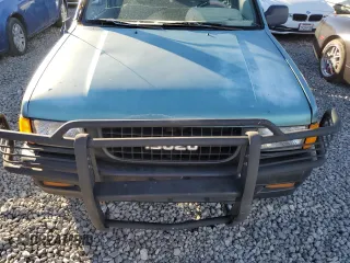 1994 Isuzu Rodeo LS with VIN 4S2CY58V7R4327413, listed as a Copart auction lot 79347724 with 175,944 mi miles and Salvage Title. Bid and sale history available at DreamBid. Image 11.