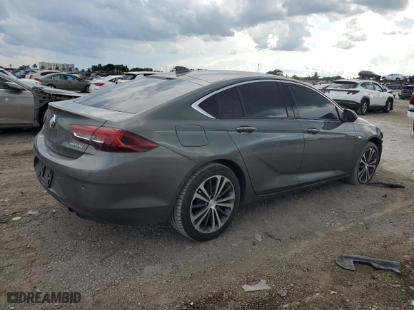 2018 Buick Regal Sportback Essence with VIN W04GP6SX1J1086626, listed as a Copart auction lot 72621274 with 56,413 mi miles and Salvage Title. Bid and sale history available at carsss.com. Image 3.