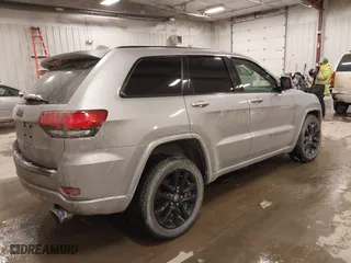 2018 Jeep Grand Cherokee Laredo E with VIN 1C4RJFAG4JC285384, listed as a IAAI auction lot 41629723 with 66,603 mi miles. Bid and sale history available at carsss.com. Image 4.
