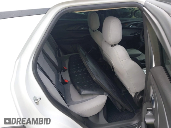 2022 Chevrolet TrailBlazer LS with VIN KL79MMS29NB105288, listed as a IAAI auction lot 41971988 with 22,706 mi miles. Bid and sale history available at carsss.com. Image 8.