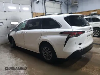 2021 Toyota Sienna LE with VIN 5TDBSKFCXMS023725, listed as a Copart auction lot 81284903 with Not provided miles and Salvage title. Bid and sale history available at DreamBid. Image 2.