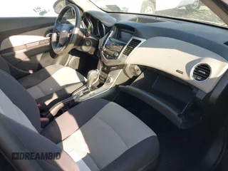 2014 Chevrolet Cruze LS with VIN 1G1PA5SG8E7225101, listed as a IAAI auction lot 42141972 with Not Provided miles and . Bid and sale history available at DreamBid. Image 5.
