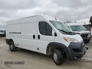 2024 Ram ProMaster Cargo Tradesman with VIN 3C6LRVDG5RE105345, listed as a Copart auction lot 80251084 with 2,440 mi miles and Non Repairable. Bid and sale history available at DreamBid. Image 4.