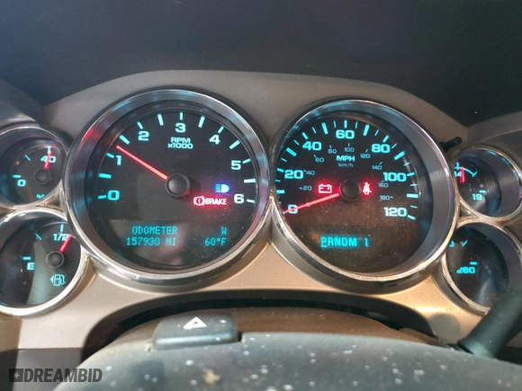 2014 Chevrolet Silverado 2500HD LT with VIN 1GC1KXCG5EF185991, listed as a Copart auction lot 82706064 with 157,930 mi miles and Salvage Title. Bid and sale history available at carsss.com. Image 9.
