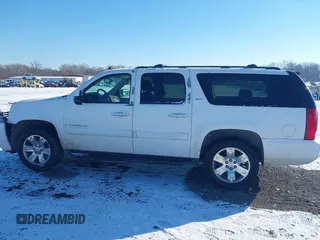 2007 GMC Yukon XL SLT with VIN 1GKFK16397J206390, listed as a IAAI auction lot 41358459 with 237,984 mi miles. Bid and sale history available at carsss.com. Image 14.