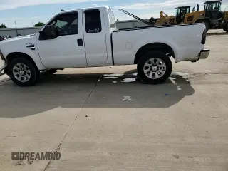 2008 Ford F-250 XL z VIN 1FTNX20508ED32012, wystawiony jako Copart lot #60426005 z przebiegiem 379 231 mil mil oraz Szkoda całkowita • Salvage title. Historia ofert i sprzedaży dostępna na DreamBid. Obrazek 13.