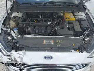2017 Ford Fusion SE с VIN 3FA6P0H76HR279379, выставлен на аукционе Copart как лот 63052475 с пробегом 131 268 миль миль и Списание • Salvage title. История ставок и продаж доступна на DreamBid. Изображение 11.