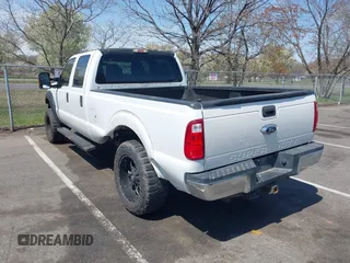 2015 Ford F-250 Lariat с VIN 1FT7W2B64FEA92090, выставлен на аукционе IAAI как лот 42070356 с пробегом 111 416 миль миль и . История ставок и продаж доступна на DreamBid. Изображение 3.