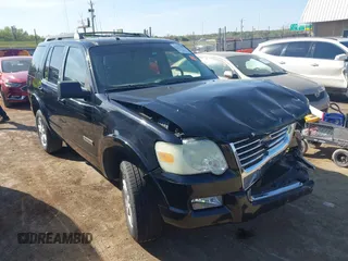 2008 Ford Explorer XLT z VIN 1FMEU63E78UB00097, wystawiony jako IAAI lot #41995640 z przebiegiem 153 992 mil mil oraz . Historia ofert i sprzedaży dostępna na DreamBid. Obrazek 1.