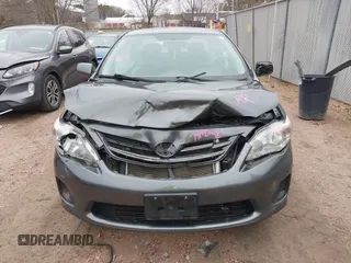 2013 Toyota Corolla L with VIN 2T1BU4EEXDC934686, listed as a IAAI auction lot 42074981 with 167,577 mi miles. Bid and sale history available at carsss.com. Image 13.