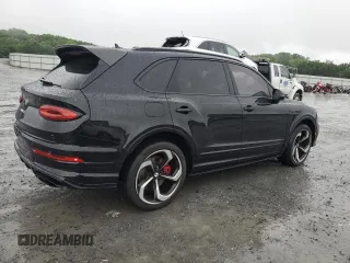 2022 Bentley Bentayga V8 z VIN SJAAM2ZV8NC039607, wystawiony jako Copart lot #54888564 z przebiegiem 15 561 mil mil oraz . Historia ofert i sprzedaży dostępna na DreamBid. Obrazek 3.