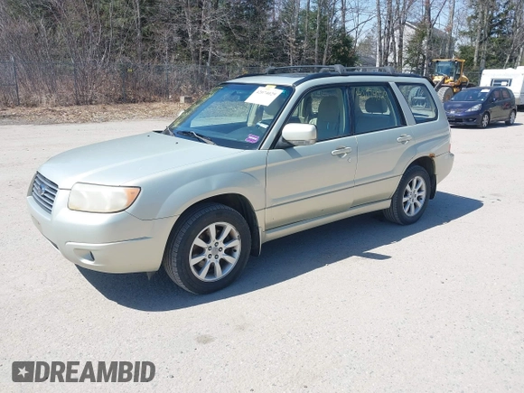 2007 Subaru Forester X w/Premium Pkg with VIN JF1SG65627H719188, listed as a IAAI auction lot 42074029 with 191,763 mi miles. Bid and sale history available at carsss.com. Image 2.