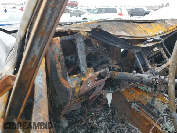 1987 Ford Bronco с VIN 1FMCU14T3HUC77415, выставлен на аукционе Copart как лот 47737825 с пробегом Не указан миль и На запчасти • Non repairable. История ставок и продаж доступна на DreamBid. Изображение 9.