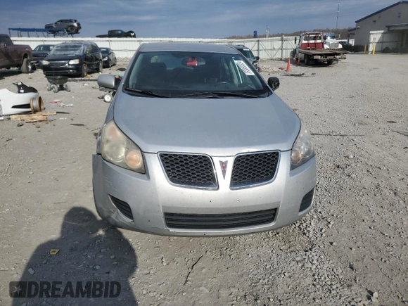 2010 Pontiac Vibe 1SB z VIN 5Y2SP6E06AZ416213, wystawiony jako Copart lot #46431675 z przebiegiem 227 303 mil mil oraz Nie do naprawy • Non repairable. Historia ofert i sprzedaży dostępna na DreamBid. Obrazek 5.