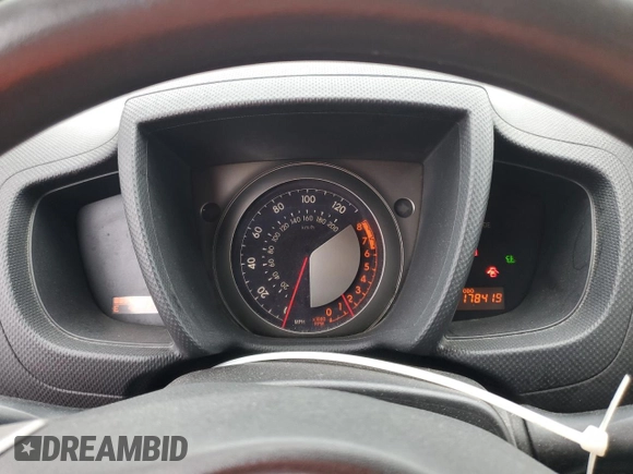 2011 Scion xD z VIN JTKKU4B40B1014314, wystawiony jako Copart lot #51162145 z przebiegiem 178 419 mil mil oraz Szkody całkowita. Historia ofert i sprzedaży dostępna na DreamBid. Obrazek 9.