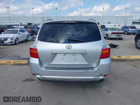 2010 Toyota Highlander Limited с VIN JTEYK3EH8A2097494, выставлен на аукционе IAAI как лот 41516578 с пробегом 216 077 миль миль и . История ставок и продаж доступна на DreamBid. Изображение 16.