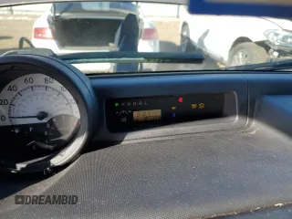2006 Scion xB z VIN JTLKT324064117083, wystawiony jako Copart lot #82870234 z przebiegiem 187 771 mil mil oraz Tytuł czysty. Historia ofert i sprzedaży dostępna na DreamBid. Obrazek 9.