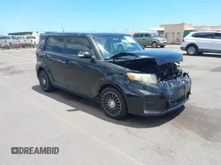 2011 Scion xB z VIN JTLZE4FE1B1139705, wystawiony jako IAAI lot #42042366 z przebiegiem 118 840 mil mil oraz . Historia ofert i sprzedaży dostępna na DreamBid. Obrazek 1.