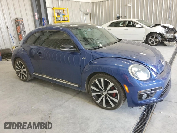 2013 Volkswagen Beetle with VIN 3VW4S7AT9DM687105, listed as a Copart auction lot 62742764 with 90,487 mi miles and Clean Title. Bid and sale history available at DreamBid. Image 4.