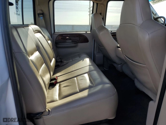 2003 Ford Super Duty F-250 XL with VIN 1FTNW21S43EA91023, listed as a Copart auction lot 45755225 with 247,284 mi miles and Salvage Title. Bid and sale history available at carsss.com. Image 10.