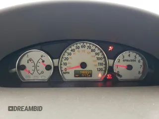 2006 Saturn ION z VIN 1G8AL55F16Z122984, wystawiony jako Copart lot #73568064 z przebiegiem 148 854 mil mil oraz Szkoda całkowita • Salvage title. Historia ofert i sprzedaży dostępna na DreamBid. Obrazek 9.